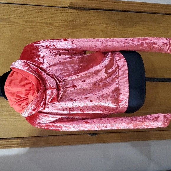 Fabletics nwt strawberry crushed velour zip up hoodie - Picture 5 of 8